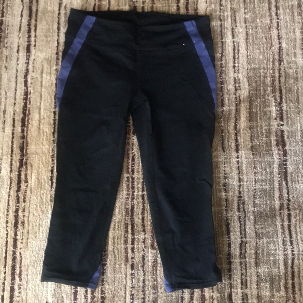 Cropped Gap leggings